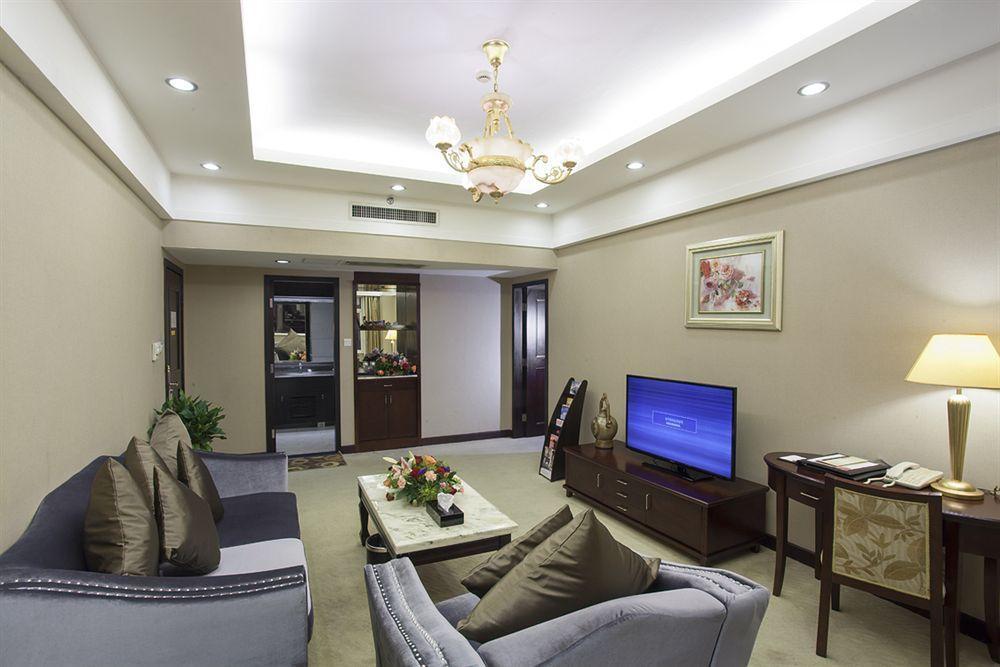 Yutong Hotel Guangzhou Exterior photo